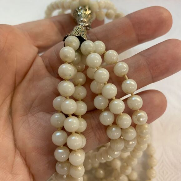 Vintage 1950s Multi Strand Bead Off White Choker Japan Great 4 Up Cycle  (J529) - Picture 11 of 14